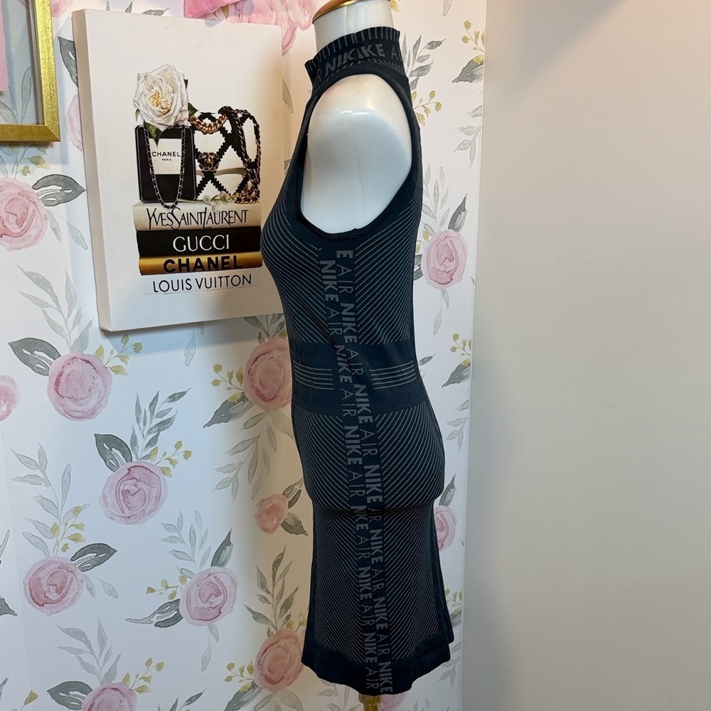 Nike Air Seamless Mockneck Dress Navy - Picture 2 of 7